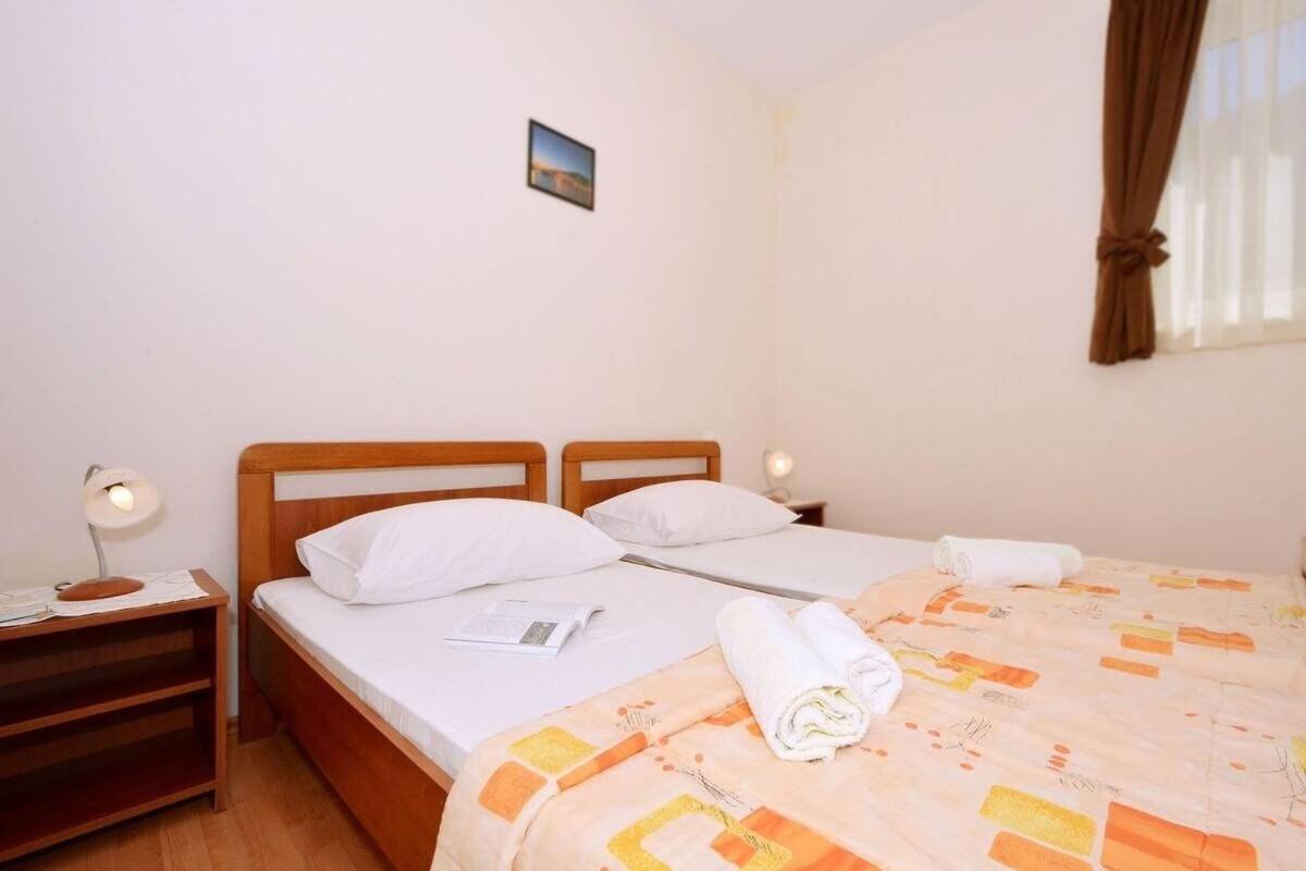 Apartments Sima Trogir Exterior foto