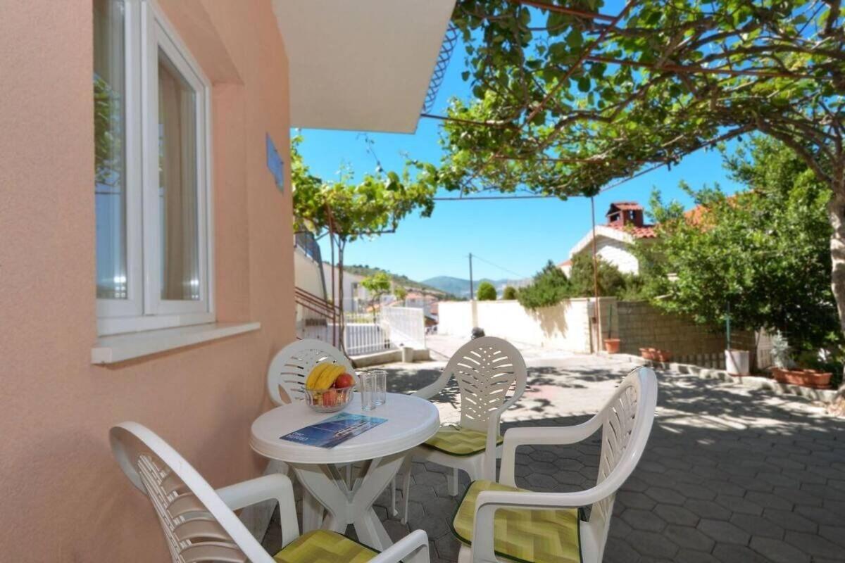 Apartments Sima Trogir Exterior foto